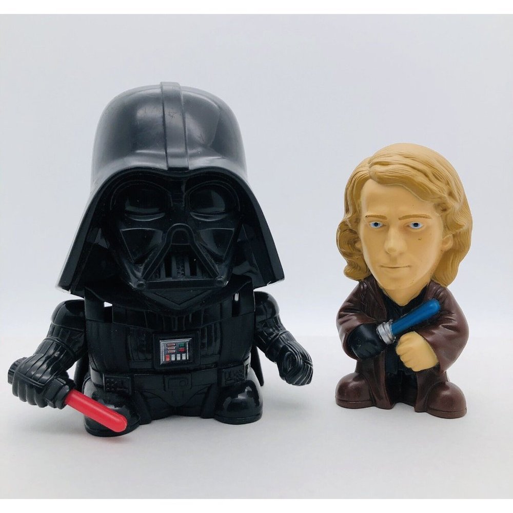 2005 Burger King Star Wars 2 Pc Set Darth Vader and Anakin Skywalker